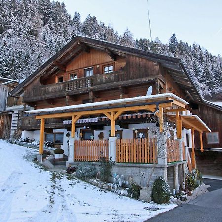 Beautiful Flat In Kaltenbach Near The Ski Areaアパートメント エクステリア 写真