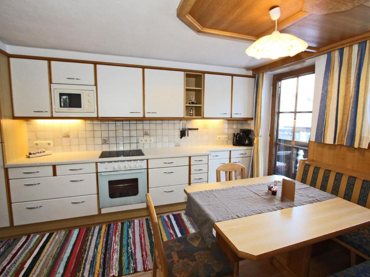 Beautiful Flat In Kaltenbach Near The Ski Areaアパートメント エクステリア 写真